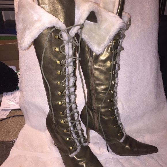 Delicious boots - Picture 1 of 8